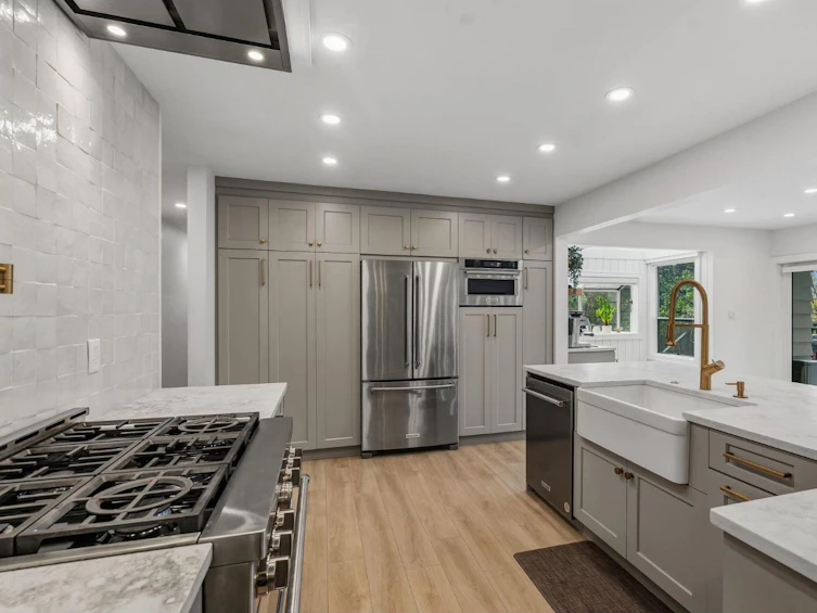8805 Delcourt Crescent, Delta, BC, V4C 3Z8 - 8
