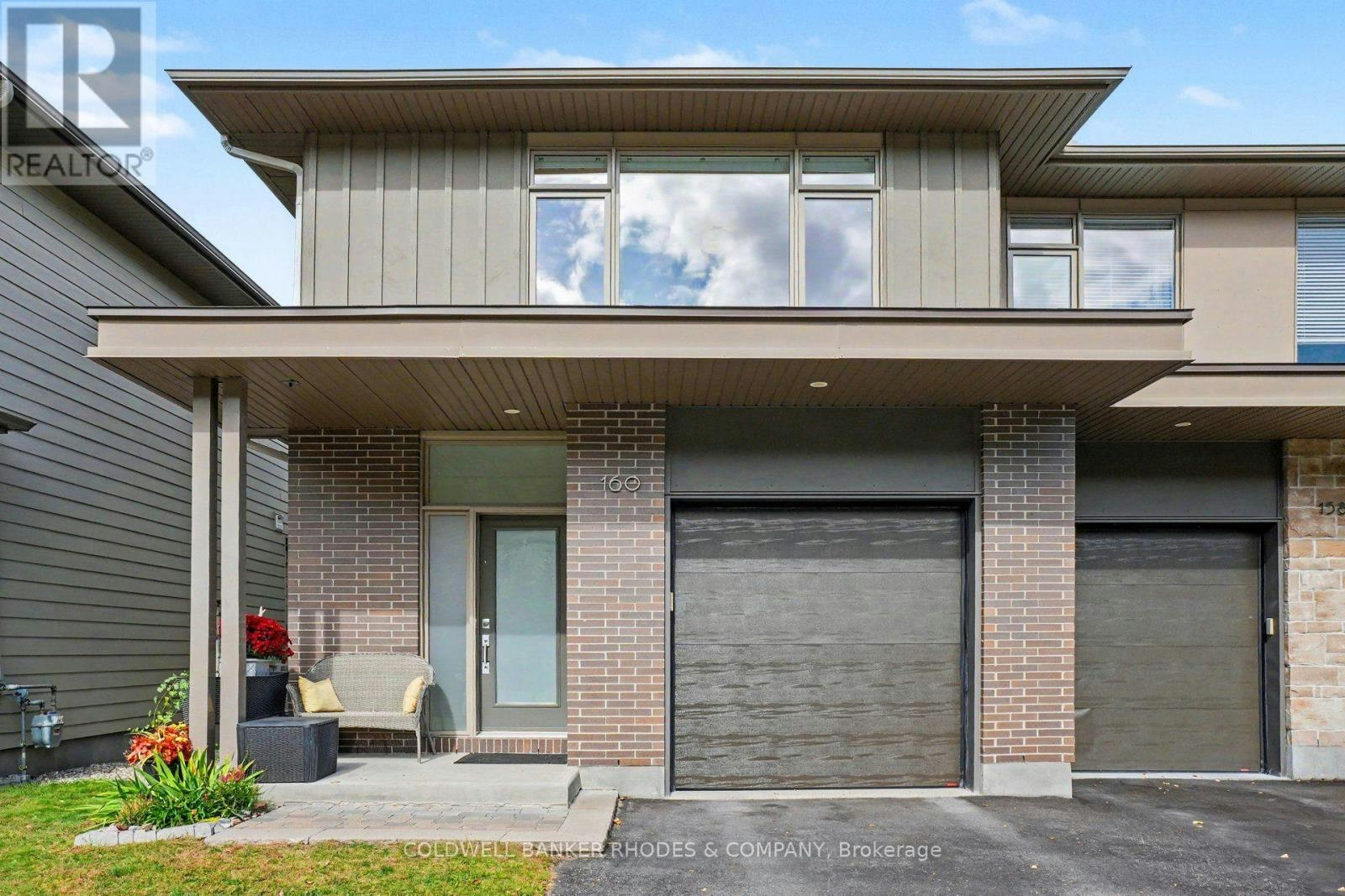 160 Avro Circle, Ottawa, ON, K1K 4K7
