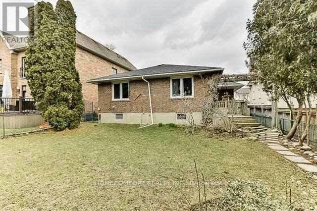 67 Munro Boulevard, Toronto, ON, M2P 1C3