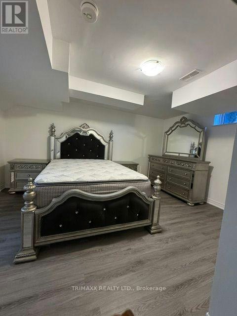 2 Paper Birch Road, Brampton, ON, L6P 2J9 - 8