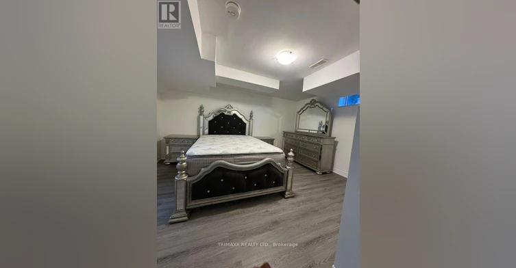 2 Paper Birch Road, Brampton, ON, L6P 2J9 - 8