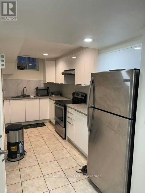 2 Paper Birch Road, Brampton, ON, L6P 2J9 - 10