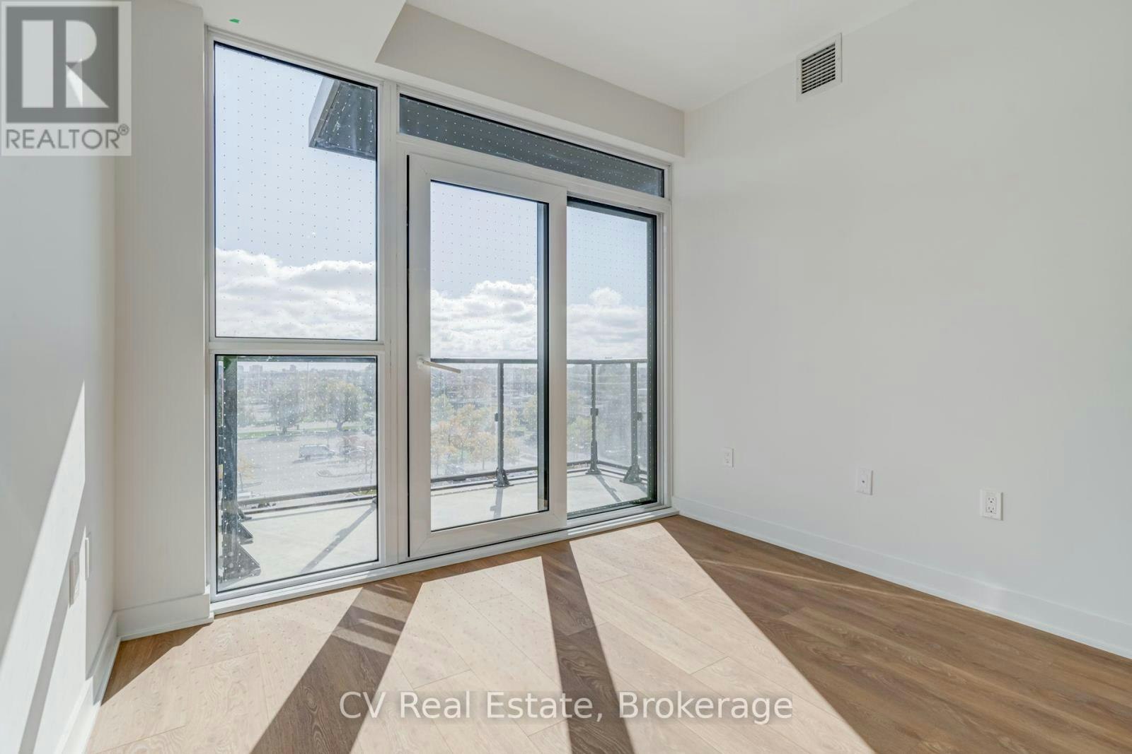 407-1037 The Queensway, Toronto, ON, M8Z 6C7 - 10