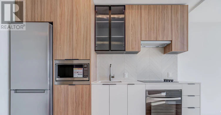 407-1037 The Queensway, Toronto, ON, M8Z 6C7 - 6
