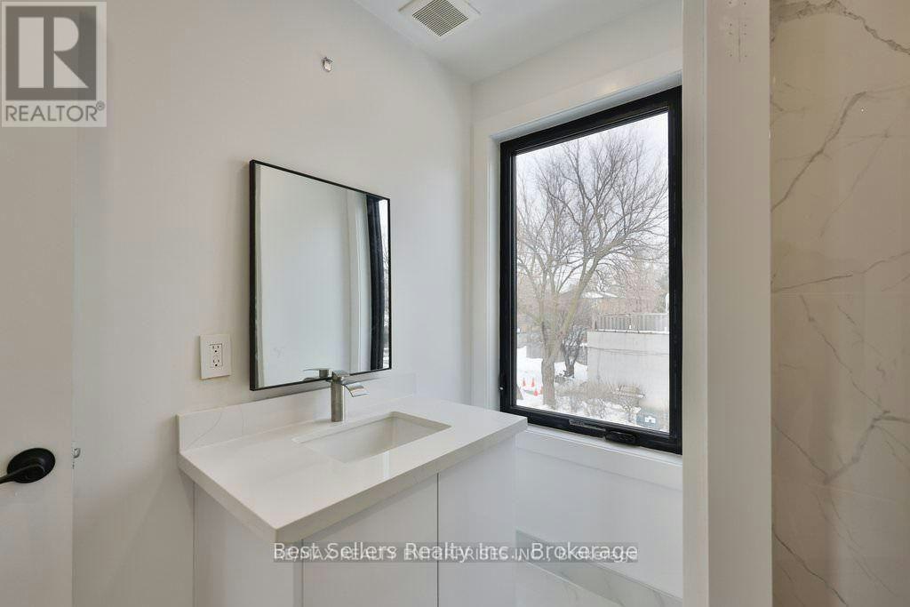 2-172 Royal York Road, Toronto, ON, M8V 2V4 - 13