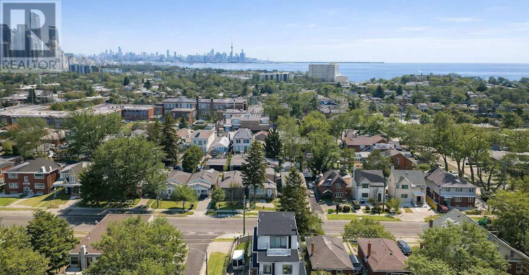 2-172 Royal York Road, Toronto, ON, M8V 2V4 - 3