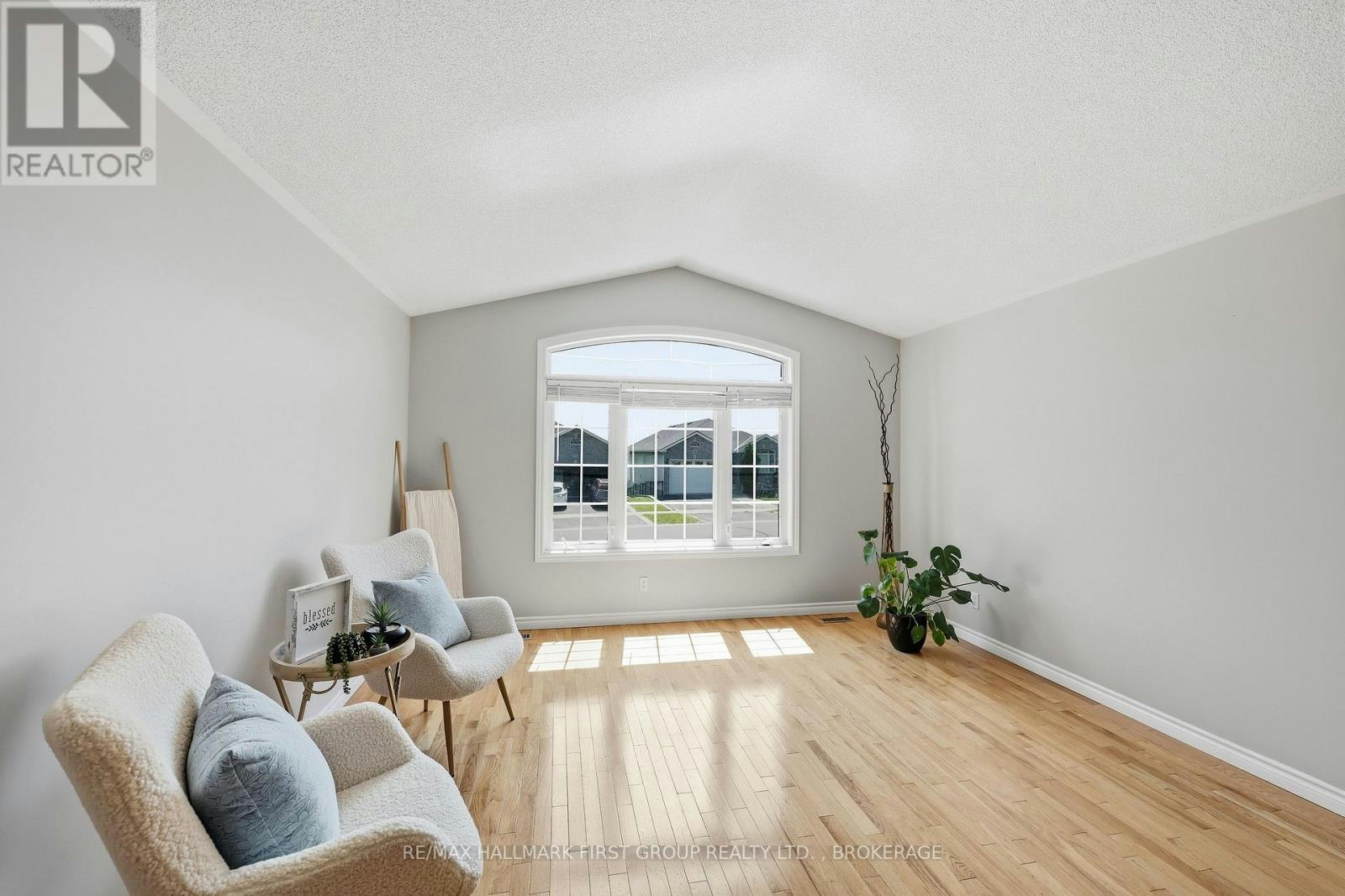 759 Tanner Drive, Kingston, ON, K7M 9G7 - 6