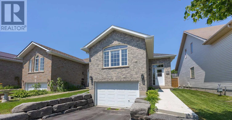 759 Tanner Drive, Kingston, ON, K7M 9G7