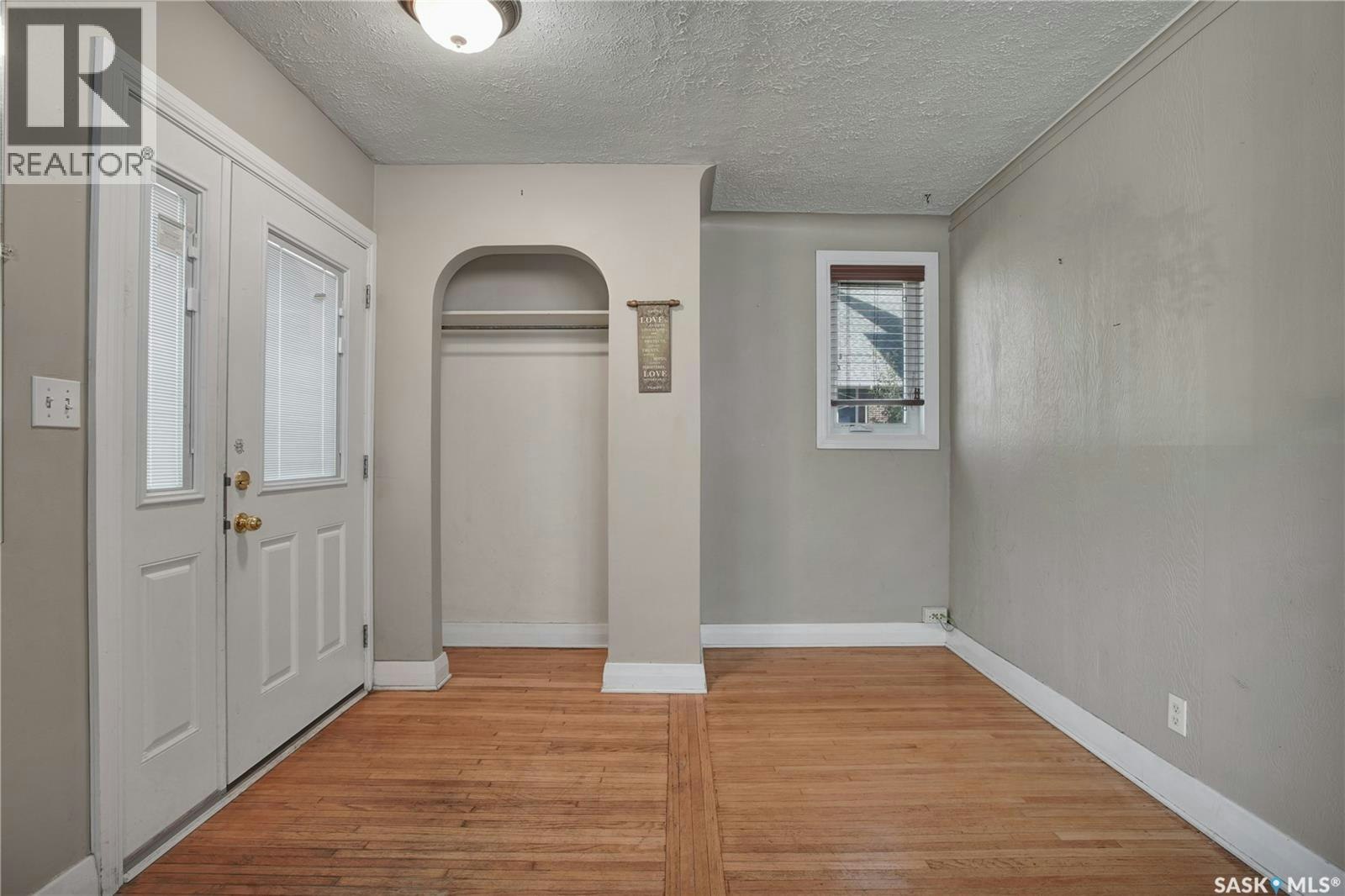 1209 Broadway Avenue, Saskatoon, SK, S7H 2A4