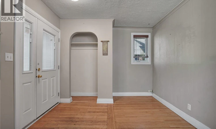1209 Broadway Avenue