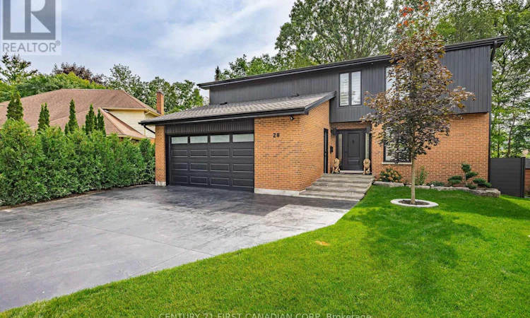 28 Lindbrook Court