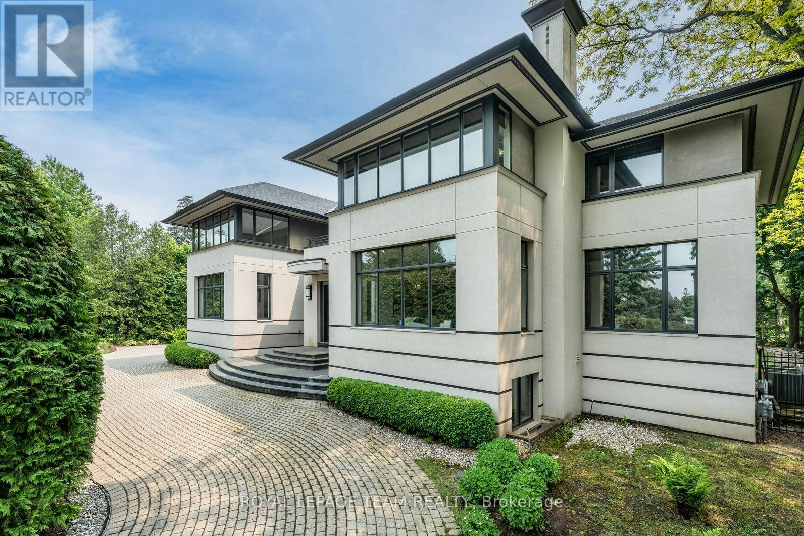 725 Manor Avenue, Rockcliffe Park, ON, K1M 0E4