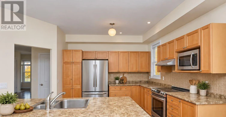 104 Whitestone Drive, Ottawa, ON, K2C 4C5 - 7
