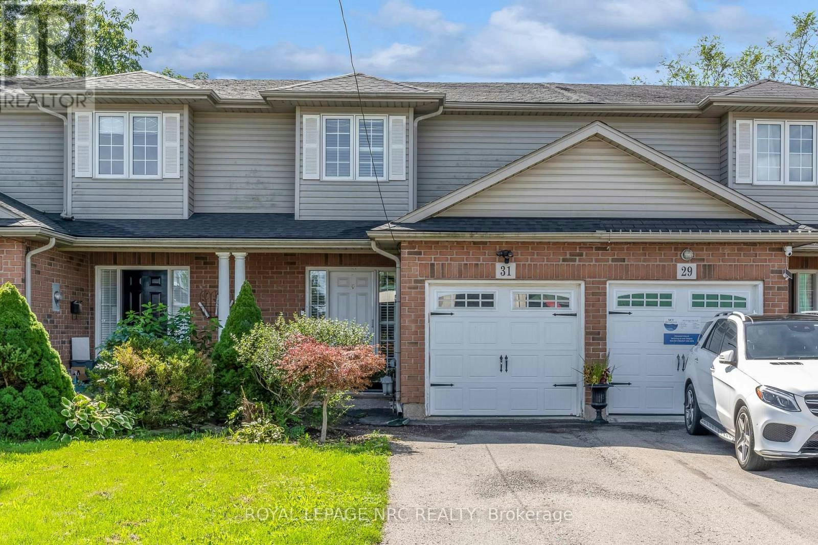 31 Thorold Road E, Welland, ON, L3C 3T3
