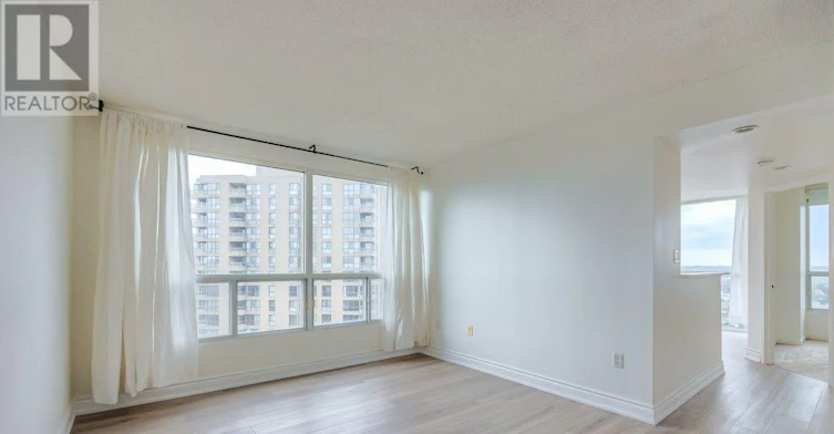 2504-5 Concorde Place, Toronto, ON, M3C 3M8 - 10