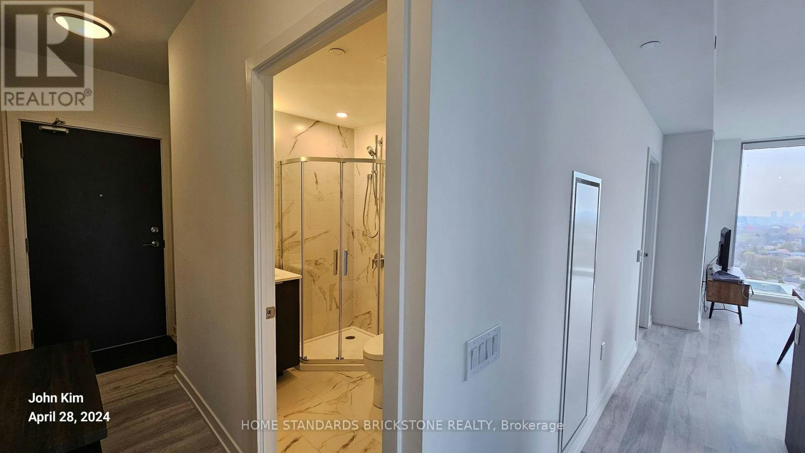 1304S-8 Olympic Garden Drive, Toronto, ON, M2M 0B9 - 12