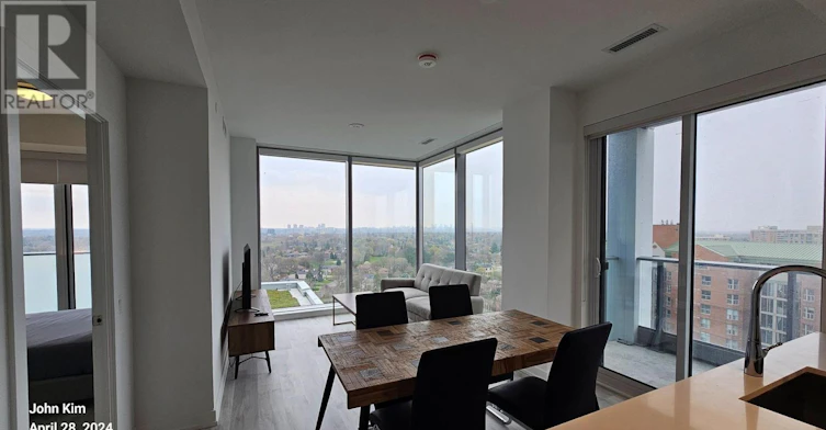 1304S-8 Olympic Garden Drive, Toronto, ON, M2M 0B9 - 4