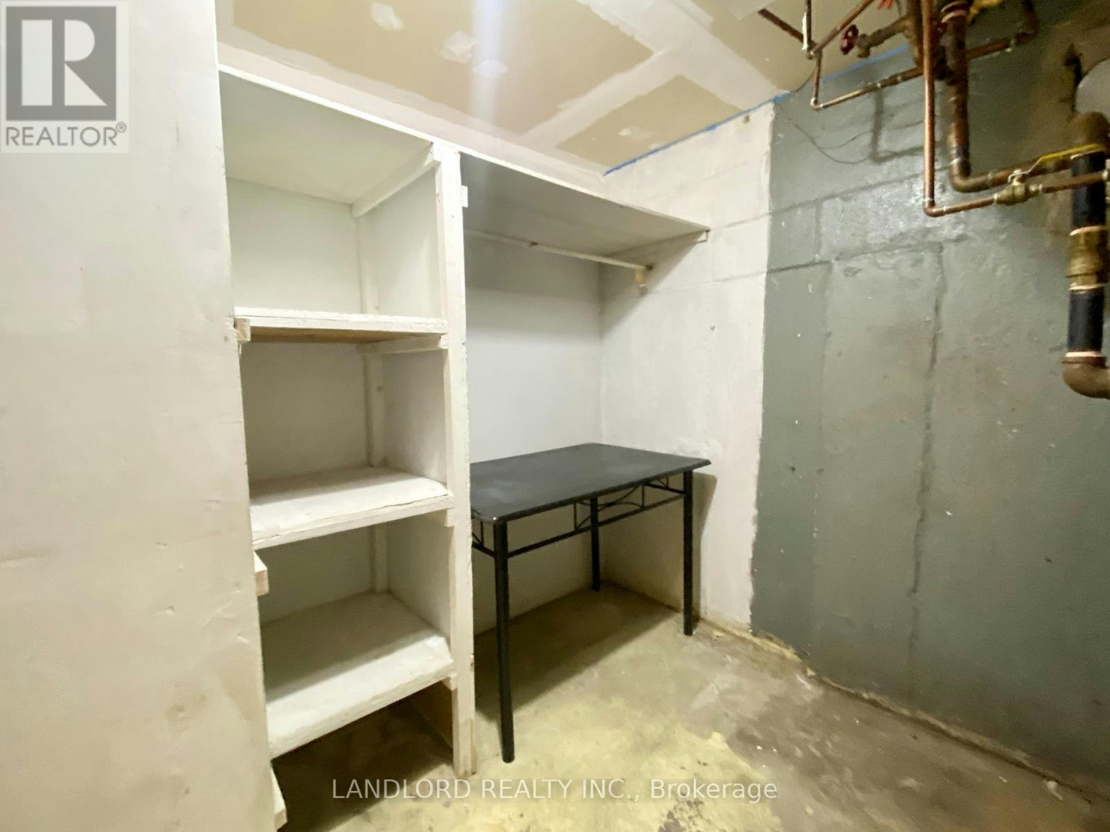 BSMT-114 Bellefair Avenue, Toronto, ON, M4L 3T8 - 16