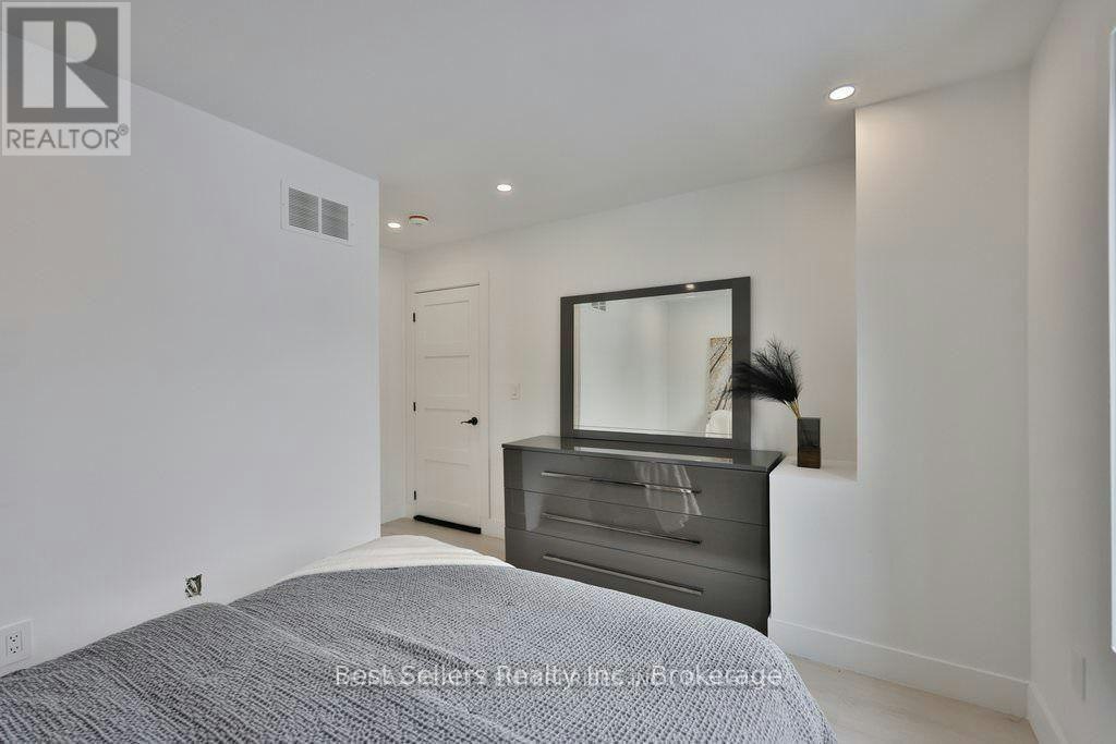 2A-172 Royal York Road, Toronto, ON, M8V 2V4 - 5