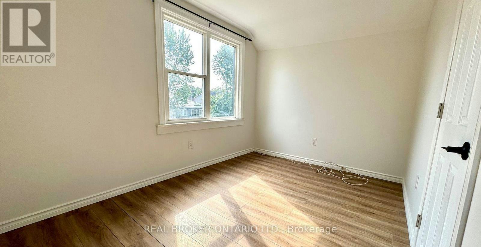 UPPER-301 Wallace Ave Avenue S, Welland, ON, L3B 1R8 - 7