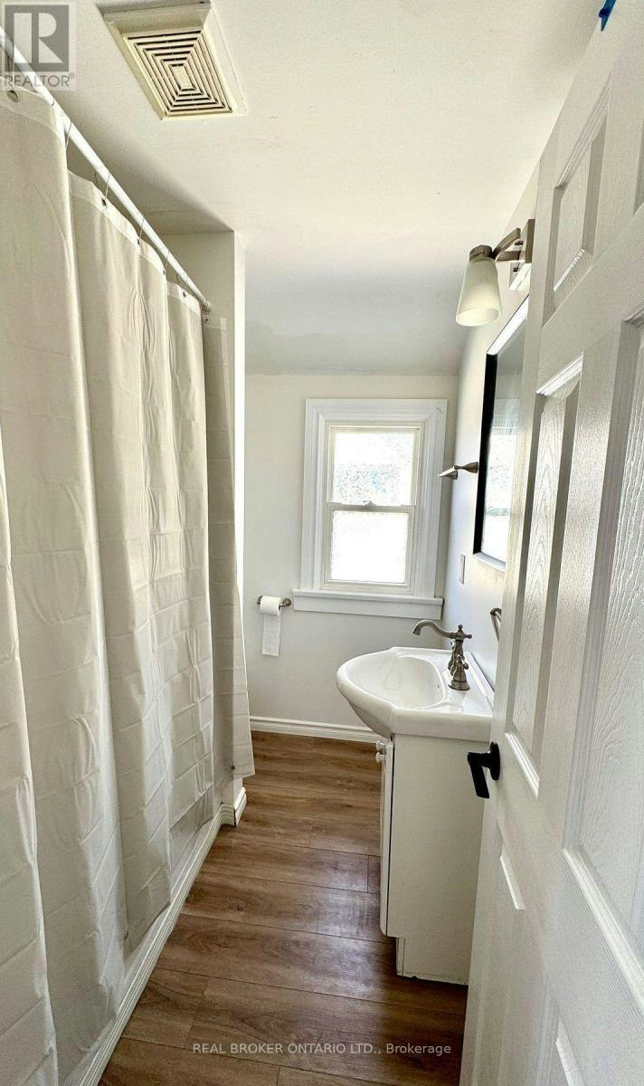 UPPER-301 Wallace Ave Avenue S, Welland, ON, L3B 1R8 - 8