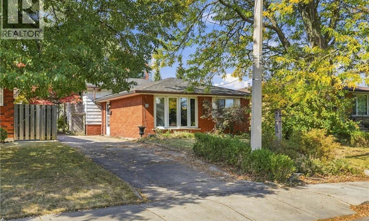 106 Victor Boulevard