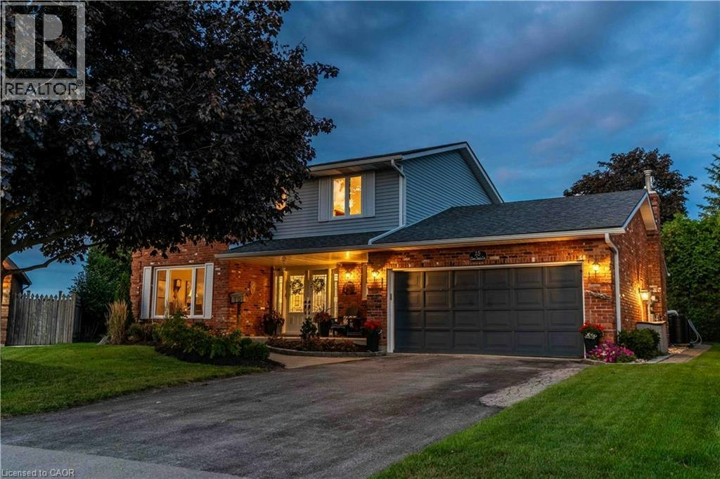 15 Clare Innis Court, Cayuga, ON, N3W 1G5