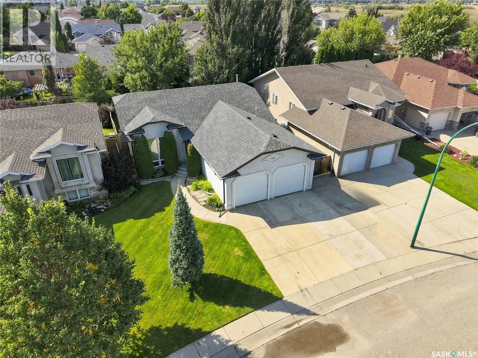 410 Bourgonje Court, Saskatoon, SK, S7S 1L7