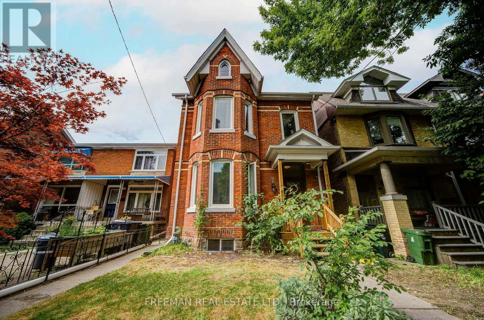 756 Euclid Avenue, Toronto, ON, M6G 2V2