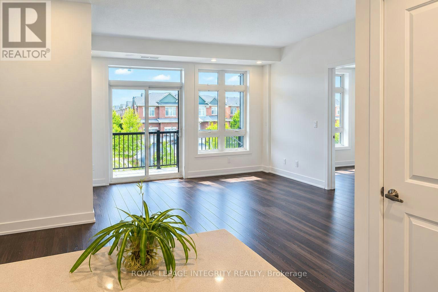 127 Fairweather Street, Ottawa, ON, K1T 3W6 - 4