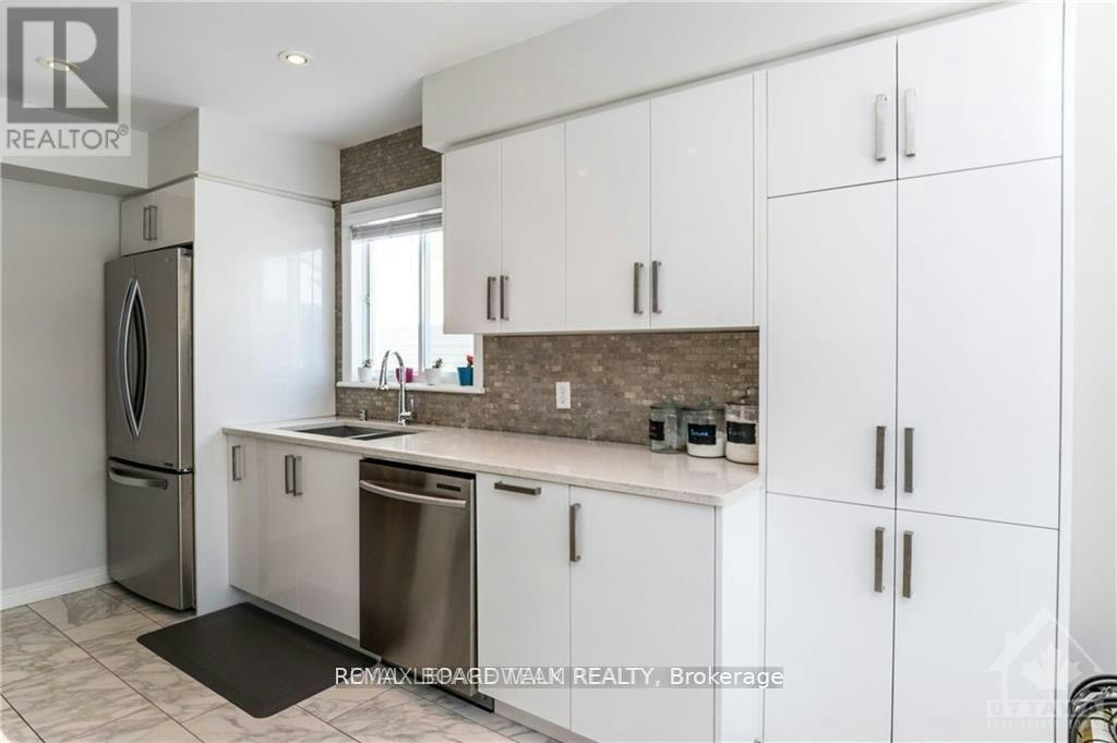 4291 Owl Valley Drive, Ottawa, ON, K1V 1L8 - 12