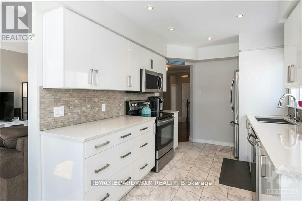 4291 Owl Valley Drive, Ottawa, ON, K1V 1L8 - 13