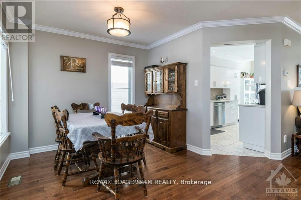 4291 Owl Valley Drive, Ottawa, ON, K1V 1L8 - 11