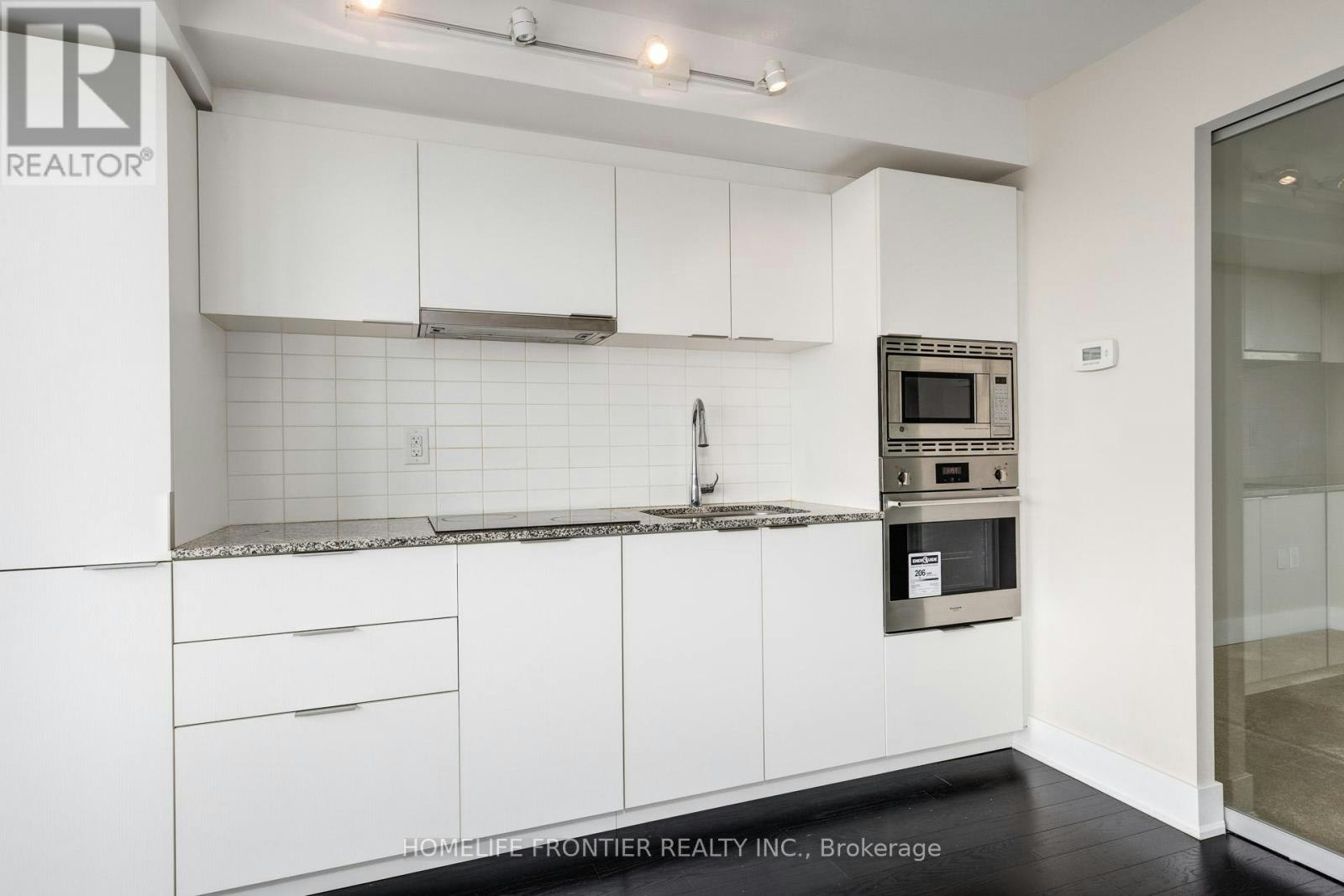 2310-955 Bay Street, Toronto, ON, M5S 0C6 - 9