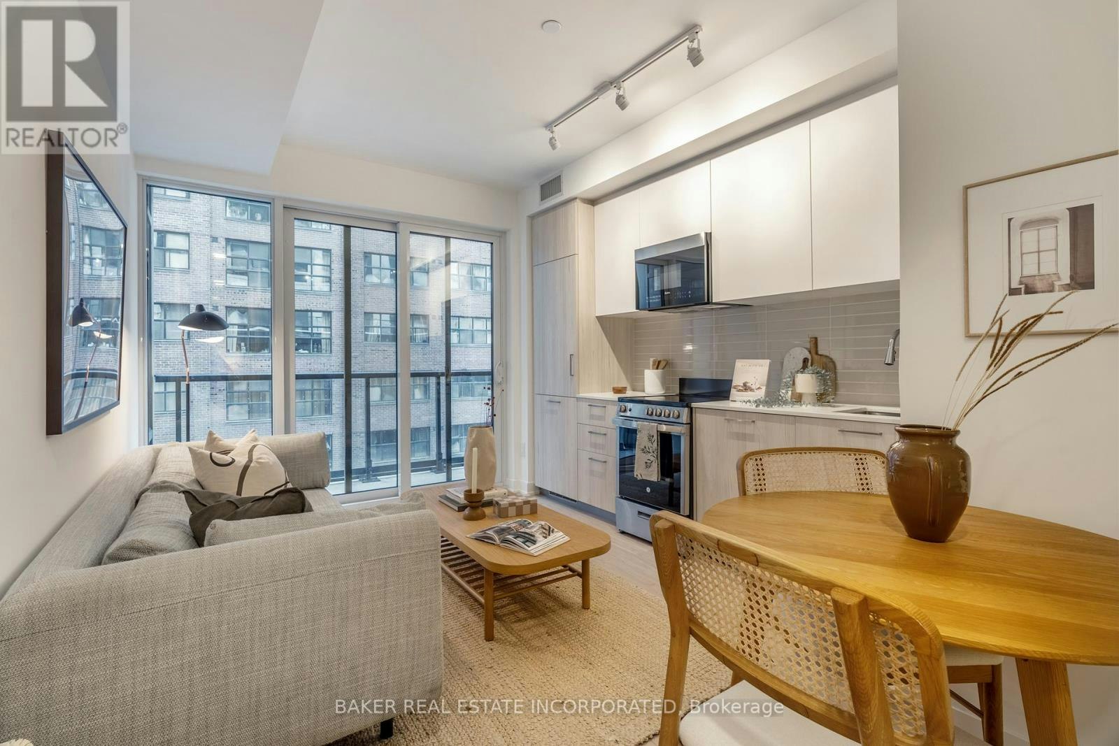 412-65 Mutual Street, Toronto, ON, M5B 0E5