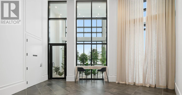 106-2075 King Road, King, ON, L7B 0R6 - 8
