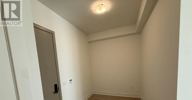 106-2075 King Road, King, ON, L7B 0R6 - 11