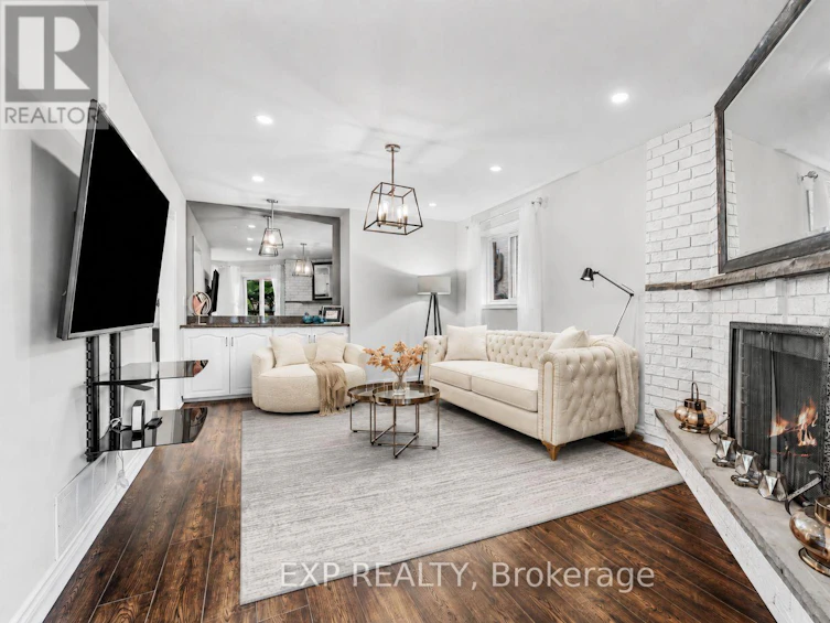 16 Wainwright Avenue, Richmond Hill, ON, L4C 5R5 - 14