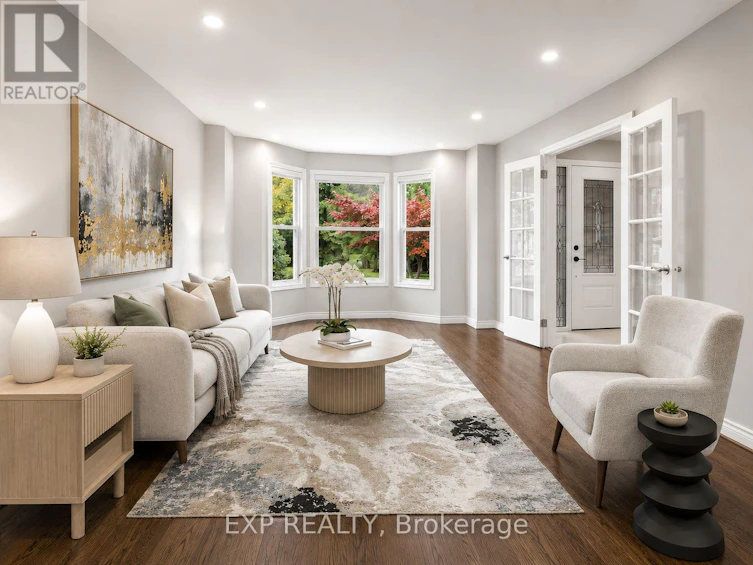 16 Wainwright Avenue, Richmond Hill, ON, L4C 5R5 - 5