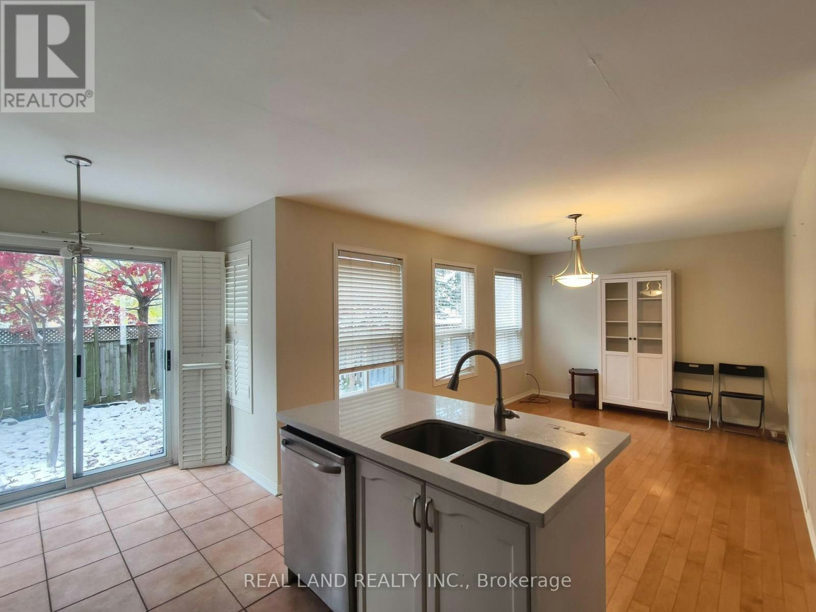 68 Waterton Crescent, Richmond Hill, ON, L4B 4L2 - 11