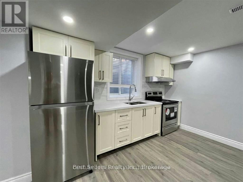 BSMT-32 Stephanie Avenue, Brampton, ON, L6Y 0R8 2