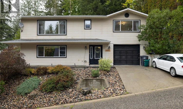3945 Highland Park Crescent