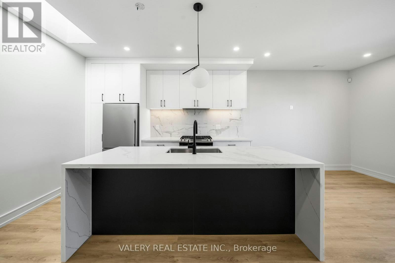 4 - 3RD FLOOR-158 Dovercourt Road, Toronto, ON, M6J 3C4 - 11
