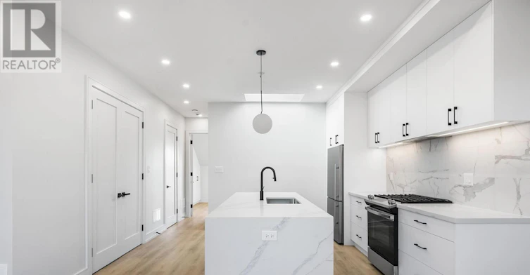 4 - 3RD FLOOR-158 Dovercourt Road, Toronto, ON, M6J 3C4 - 3