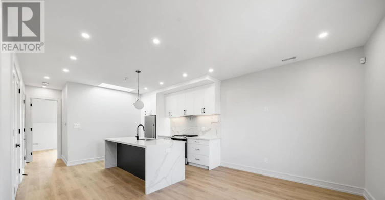 4 - 3RD FLOOR-158 Dovercourt Road, Toronto, ON, M6J 3C4 - 4