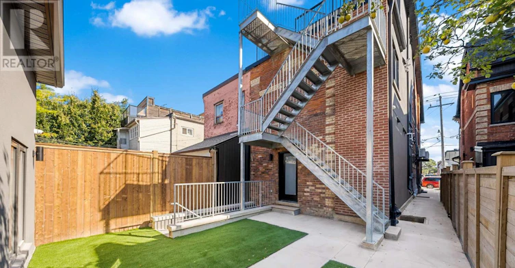 4 - 3RD FLOOR-158 Dovercourt Road, Toronto, ON, M6J 3C4 - 24