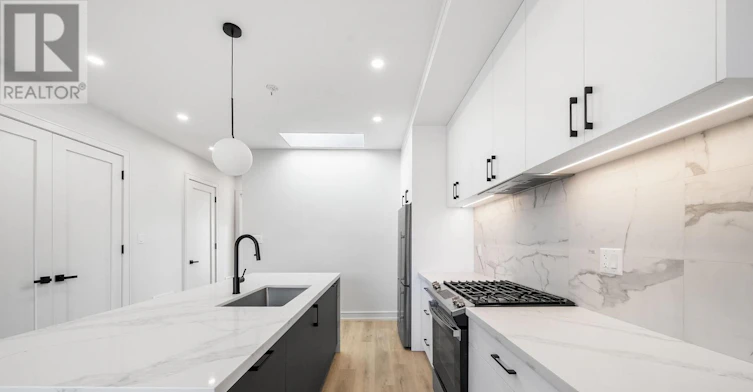 4 - 3RD FLOOR-158 Dovercourt Road, Toronto, ON, M6J 3C4 - 13