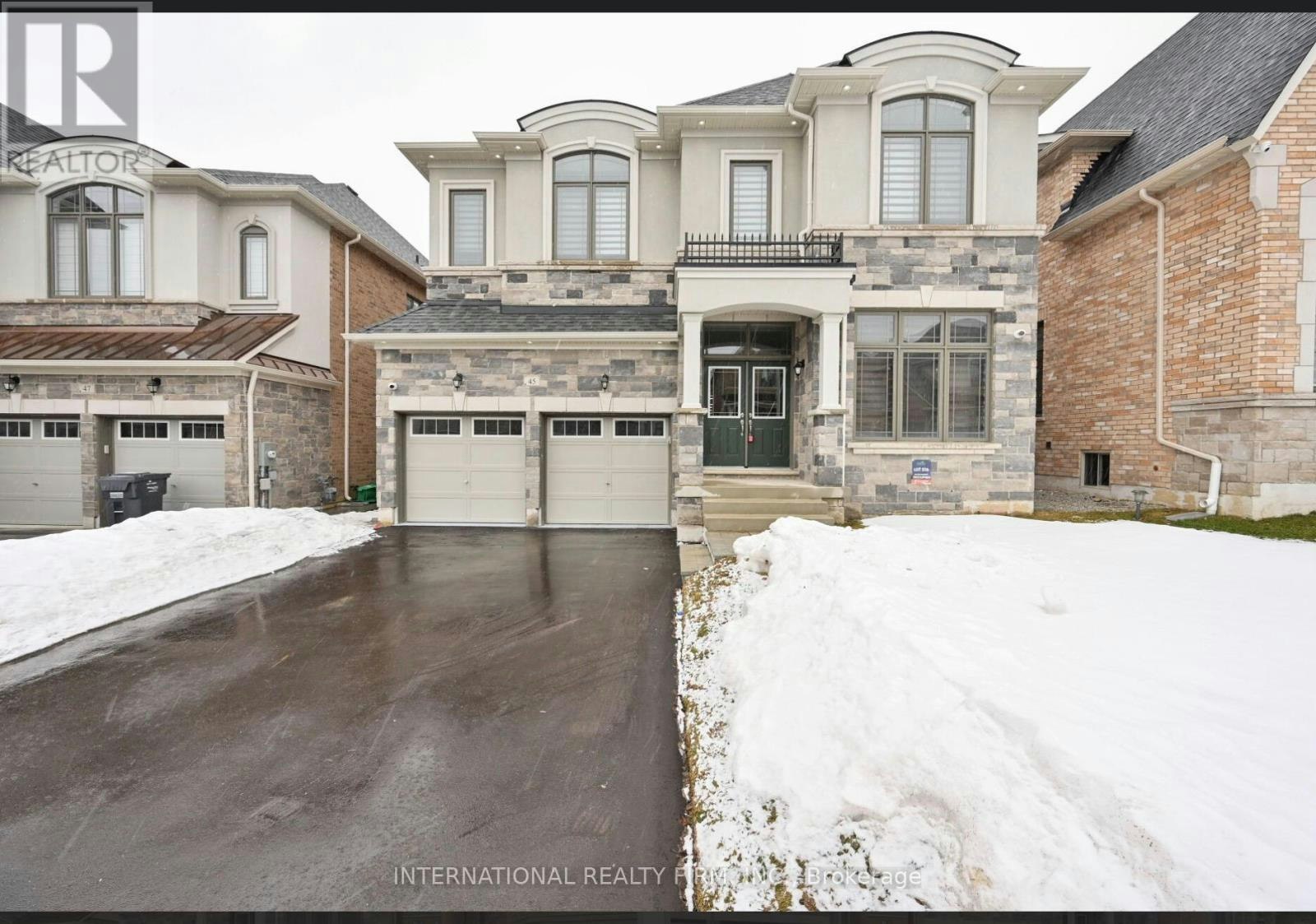 45 Daisy Meadow Crescent, Caledon, ON, L7C 4G4