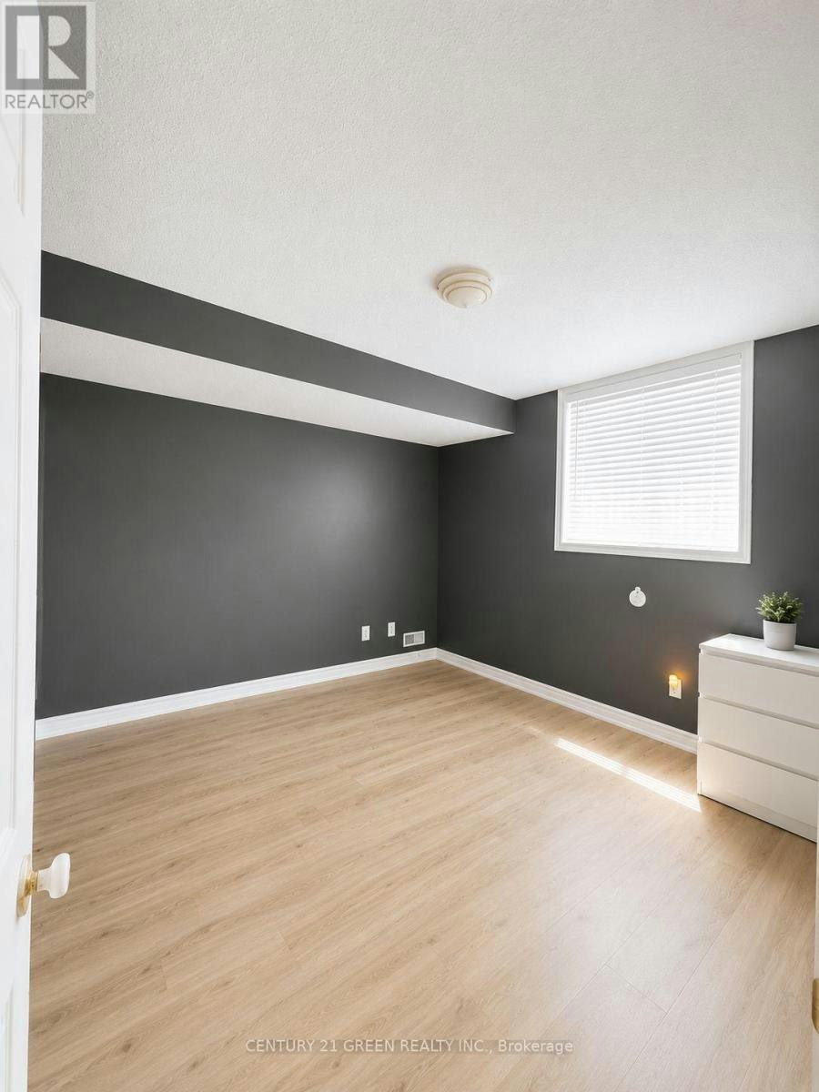 LOWER-17 Jean Anderson Crescent, Guelph, ON, N1G 5A6 - 16