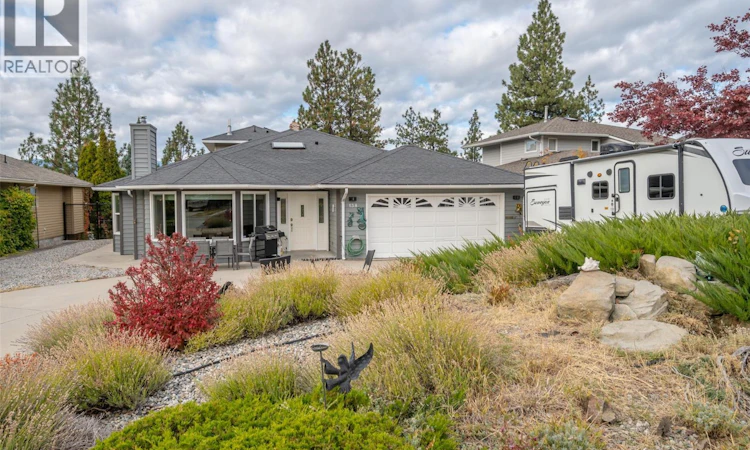 138 Evergreen Crescent